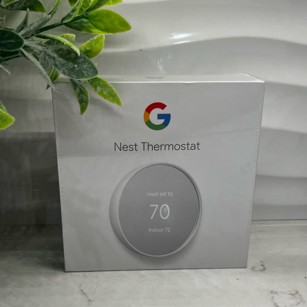 New Google Nest Thermostat Model No GA0334-US
